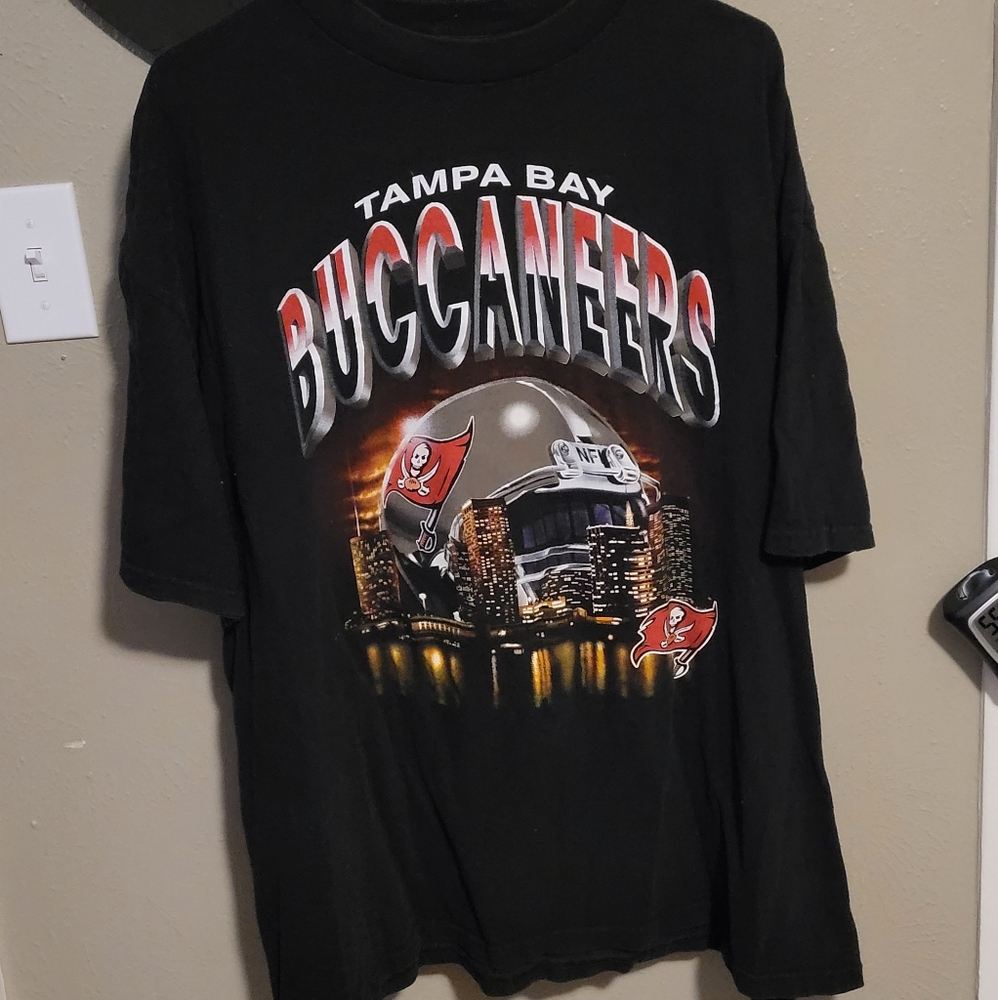 Tampa Bay Buccaneers vintage shirt XXL
